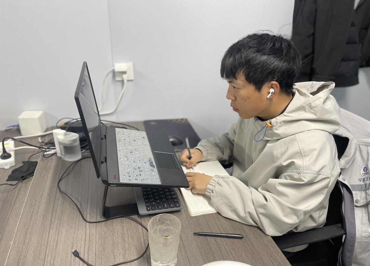 榜樣引領(lǐng)齊奮進 | 寧夏建投優(yōu)秀項目經(jīng)理-楊旭