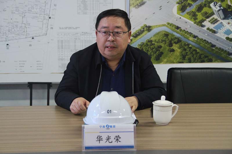1700735412489110.jpg _home_huawei_Desktop_新聞稿_董事長(zhǎng)視察云筑和院、閱麓和院項(xiàng)目_IMG_0240.JPG
